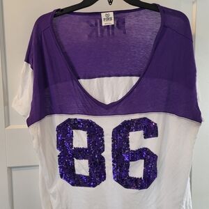 PINK v-neck t-shirt with sequin 86